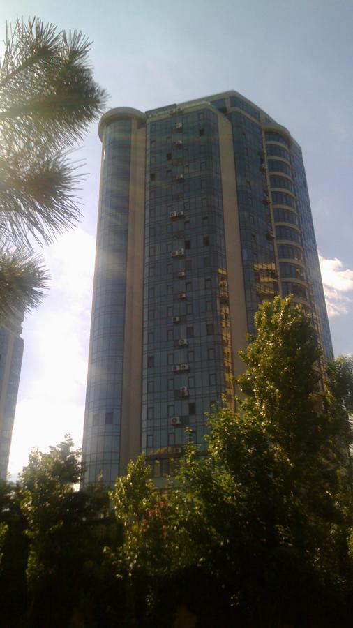 Dolphin Apartment Odessa Ngoại thất bức ảnh