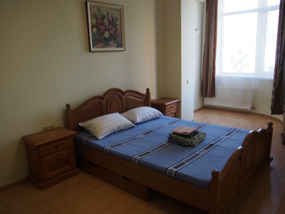 Dolphin Apartment Odessa Ngoại thất bức ảnh